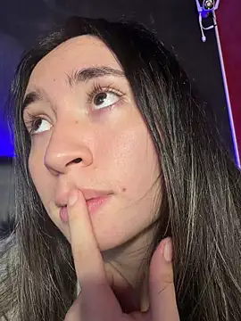 Sophie_LS Chat XXX in diretta