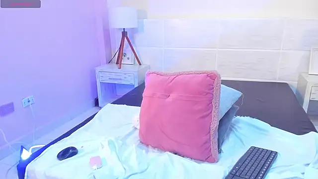 CAROLYNFOSTERのウェブカメラショー