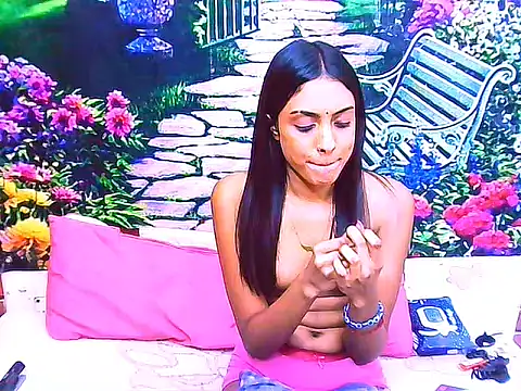 IndianPretty14u2Luv's Live XXX Chat
