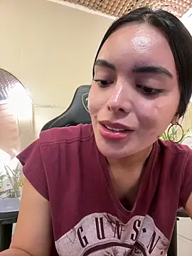 TS-SimplyTheBest 即時 XXX 聊天