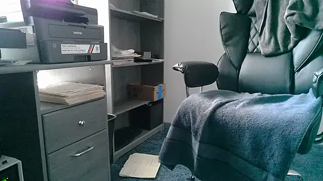 Chat +18 de TrevorSteele ao vivo