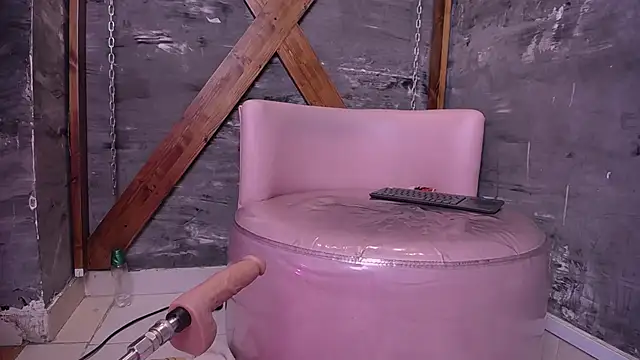 Jasmine_Jones7n Webbikameraesitys