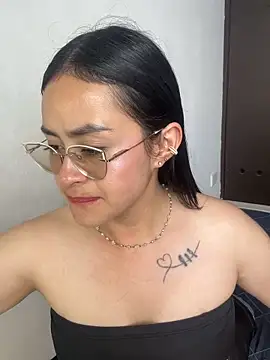 Anni_Rose – Live XXX-chat