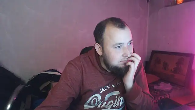 Show modela BIG-COCK-OMG na web-kameri