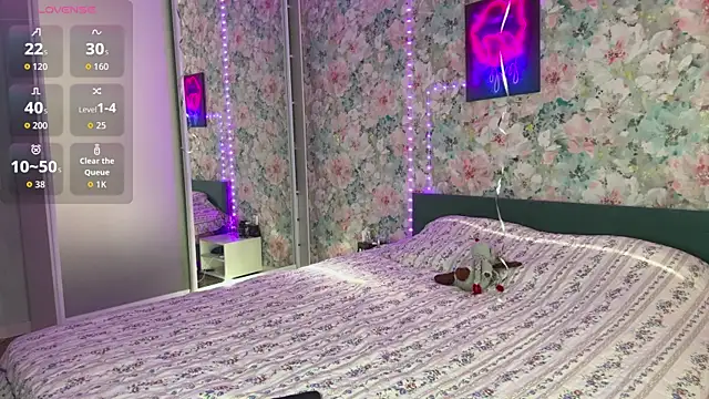 LizzyMoooreのライブXXXチャット