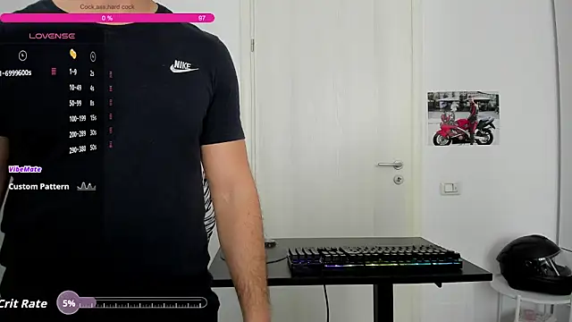 ZackFraser élő XXX-chatje