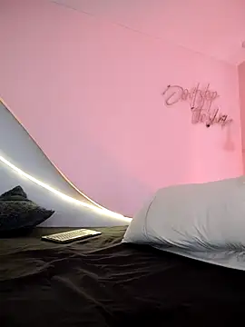 AllisonRoberts_ Chat XXX in diretta