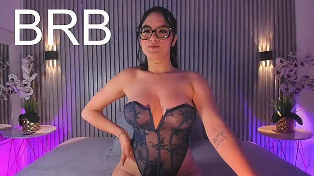 SOPHICOLLINSのライブXXXチャット