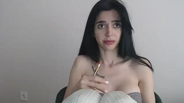 gglingeriee Chat XXX in diretta