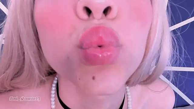 soni_ponwoo Live XXX-chat