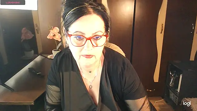 exiMIlf Chat XXX in diretta