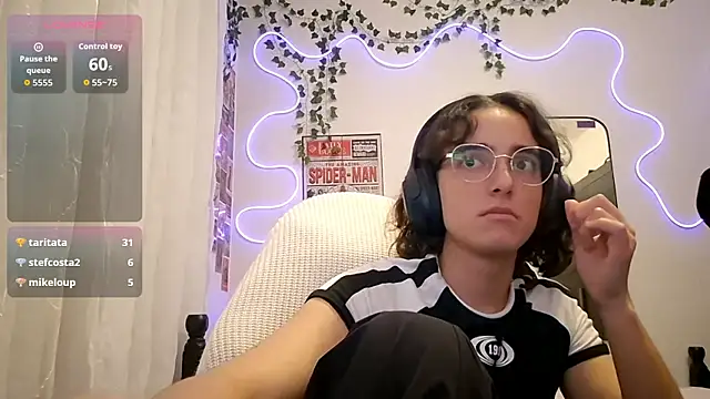 Chat +18 de SanjuanaEytchison ao vivo