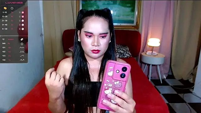 HugeCumRainSamantha 在線直播表演