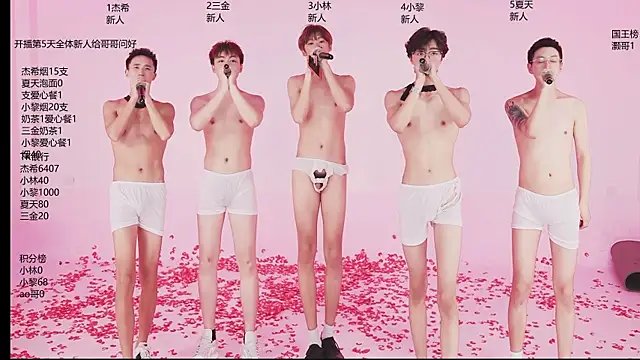 Show de YLBOY-777 na webcam