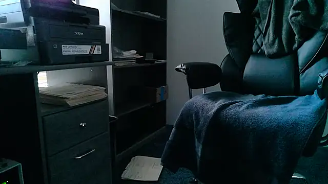 TrevorSteele: απευθείας συνομιλία ΧΧΧ