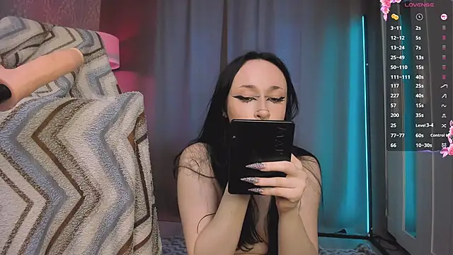 Juicy_Vikki Obrolan Langsung XXX