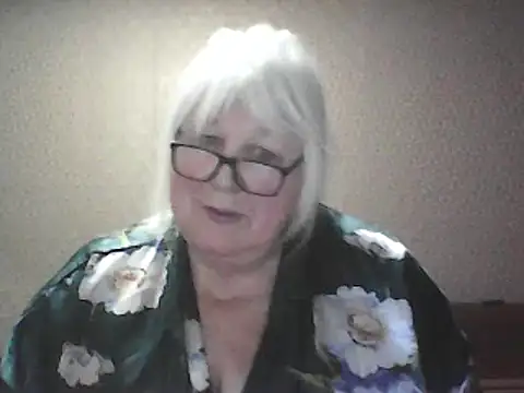 Alexia64231 live XXX chat