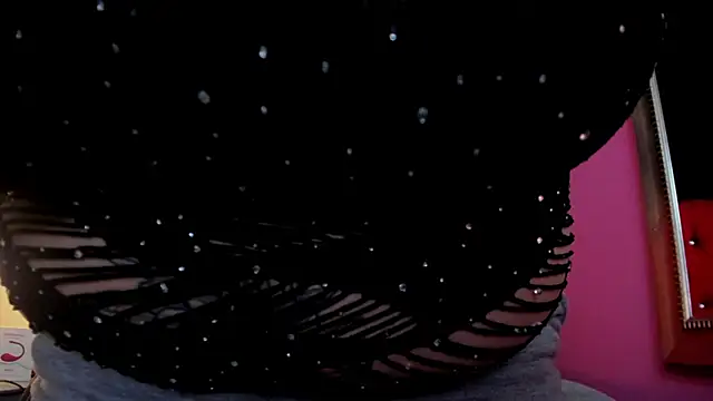 Chatroom XXX en direct de ScarletBigTitties