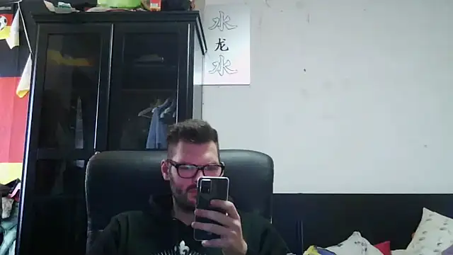 Die-geile-Sau Show in webcam