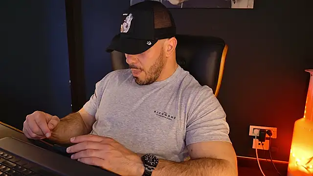 AngeloEric Obrolan Langsung XXX