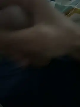 groschibre40100 网络视讯表演