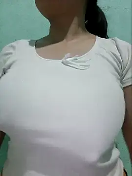 Shine_Mai Adlı Modelin Web Kamerası Şovu