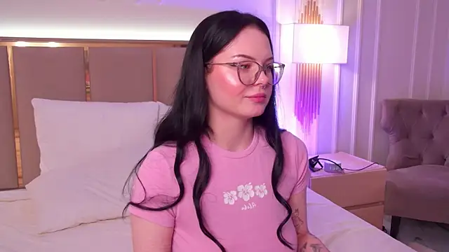 CindyMil – Naživo XXX chat