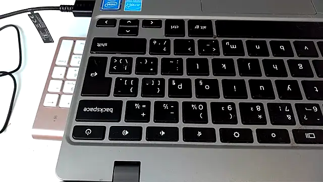 DirtyLittleKimberleigh লাইভ XXX চ্যাট