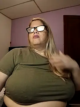 EllisW8 – Live XXX-chat