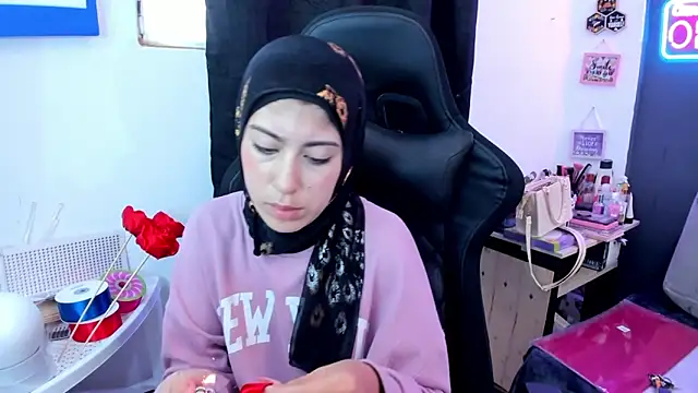 chaymae_nah_ Live XXX-Chat