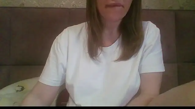 Sladkiegubki's Live XXX Chat