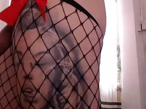 saara_johnson496 Webcam Show