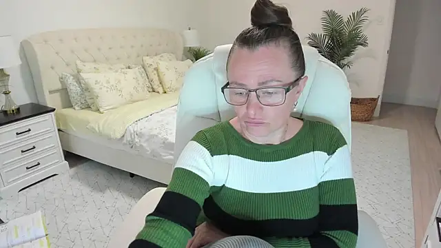 Vika73's Webcam Show