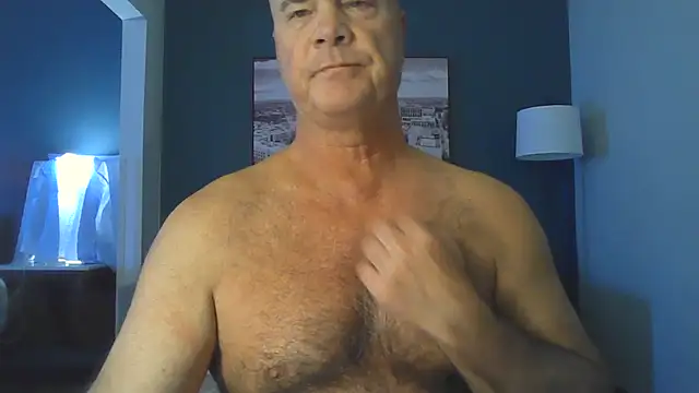 cyclone8888 在線直播表演