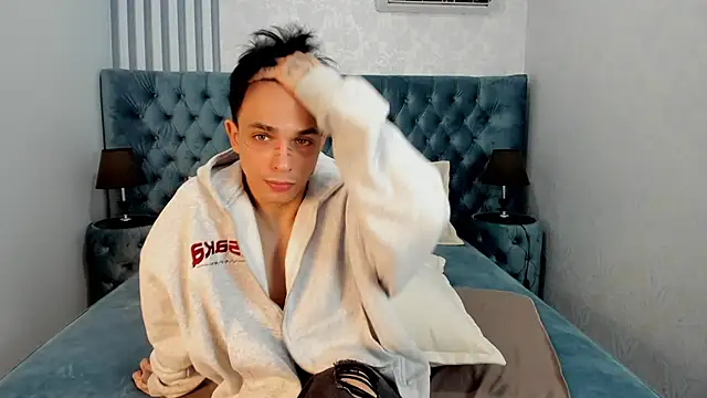 ClarkBev 现场XXX聊天