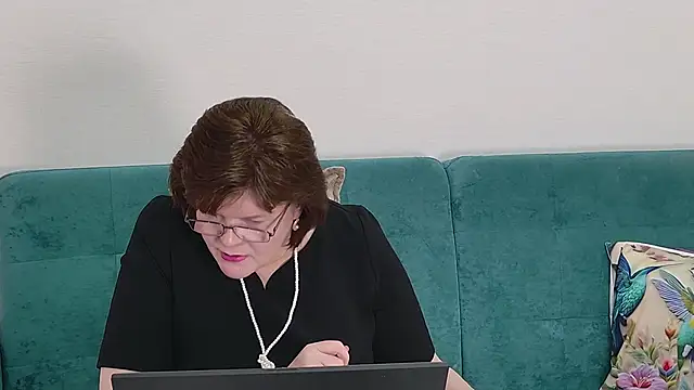 Chat +18 de Sandra_Sunrise ao vivo