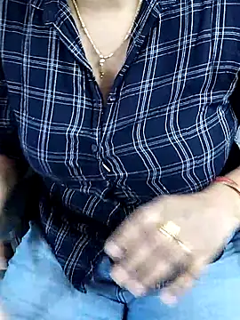 Czat XXX na żywo – QueenHaryanaa