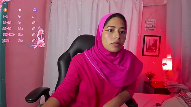 NadiaKarim_ live XXX chat