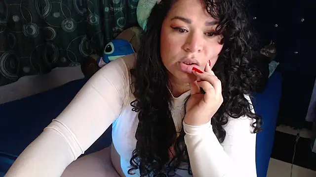 ANGELIQUE_KLANE 即時 XXX 聊天