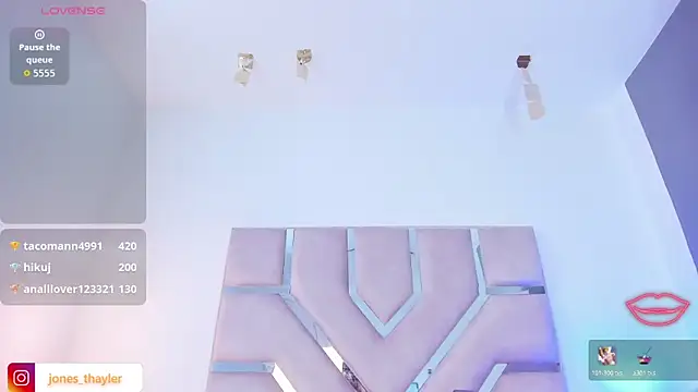 Онлайн чат XXX Thayler_jones