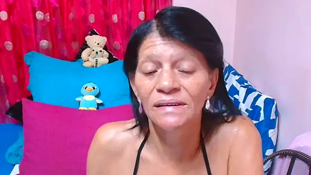 SLUTTYROXY Live XXX Chat