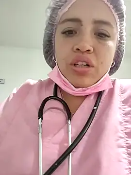 Nurse_Alice-7 Adlı Modelin Canlı XXX Sohbeti