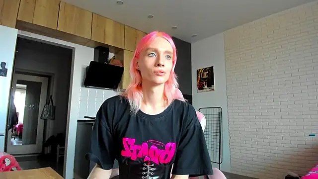 _Alice_Kitty élő XXX-chatje