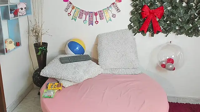 DestinyHills 现场XXX聊天