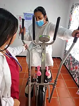 JustSamantha_ 即時 XXX 聊天