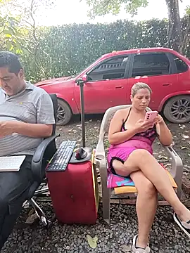 Chat XXX en directo de hotandfierylatinos2023