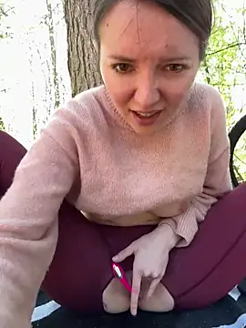 XXX chat uživo modela FayeFlame