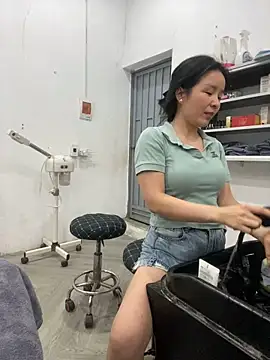 Ivy_Trix2 即時 XXX 聊天