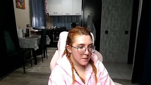 Živý XXX chat Reginasmilee