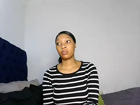 LustyBerry Pertunjukan Webcam